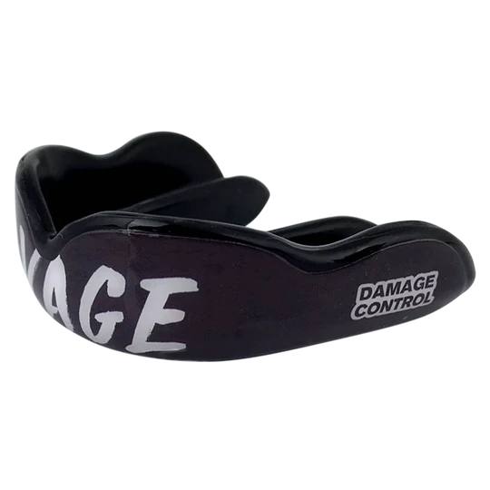 DC MOUTHGUARD SAVAGE SERIES BLACK/WHITE - Image 2