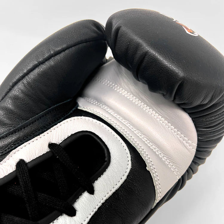 RIVAL GLOVES RS1 V2 BOXING LIMITED EDITION LACE BLACK/GREY - Image 4