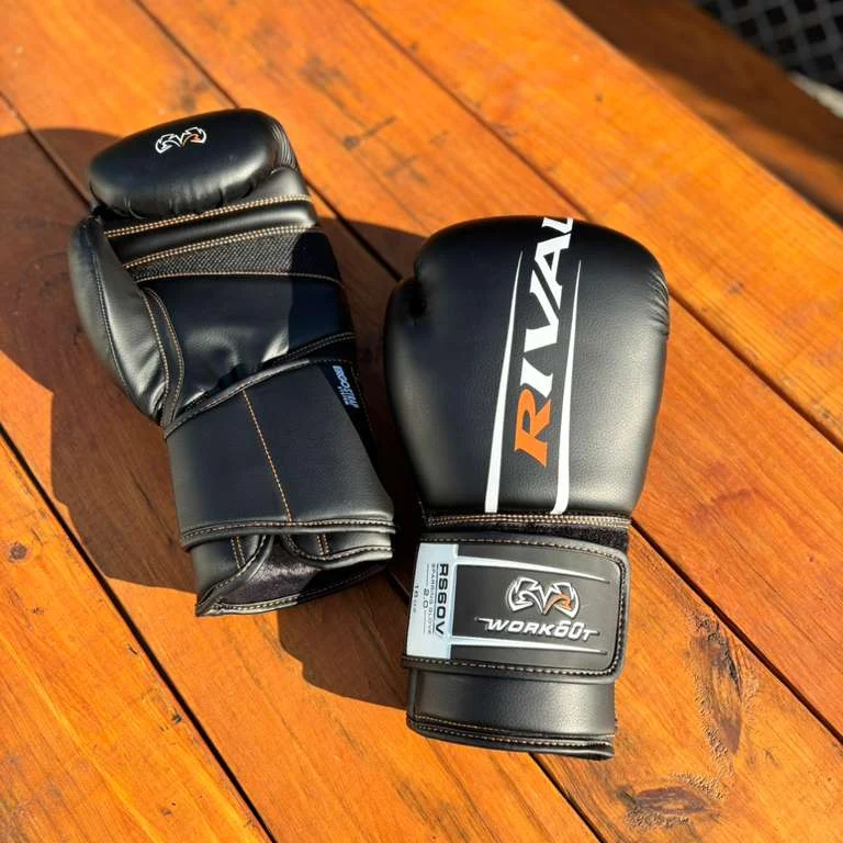 RIVAL GLOVES RS60V SPARRING GLOVE 2.0 HOOK LOOP BLACK - Image 2
