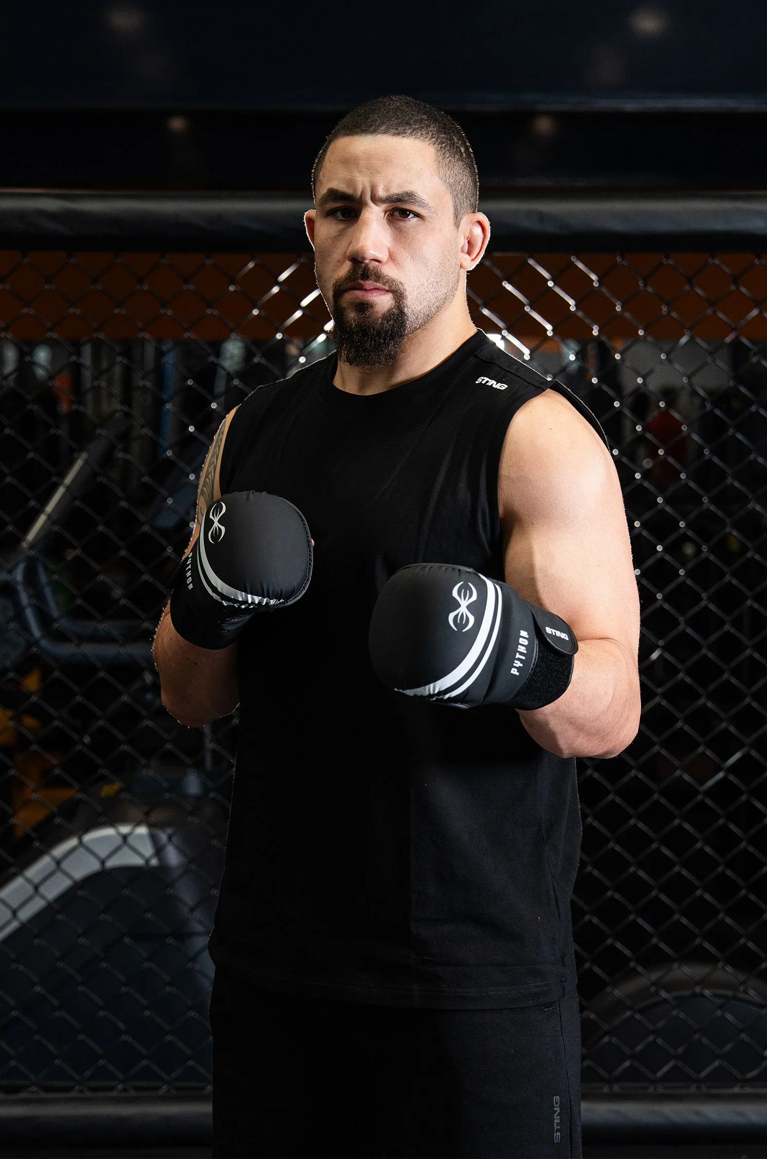 STING MMA GLOVES PYTHON MMA SPARRING BLACK - Image 3