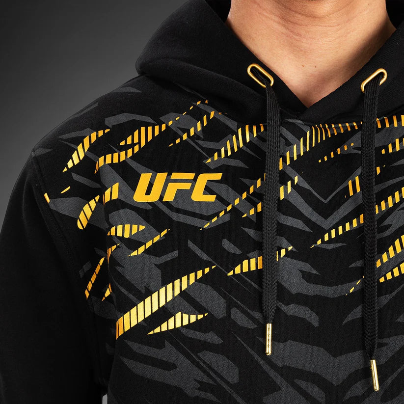 UFC HOODIE BY VENUM FUSION PULLOVER BLACK/GOLD - Image 3