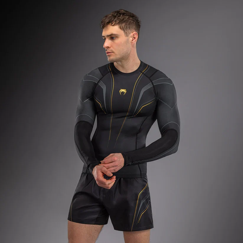 VENUM RASHGUARD L/S STREAMLINE BLACK/GOLD - Image 5