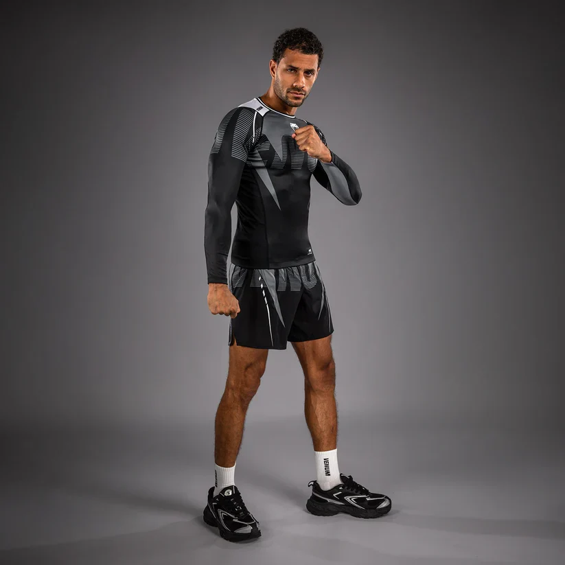 VENUM RASHGUARD L/S ADRENALINE BLACK/SILVER - Image 4