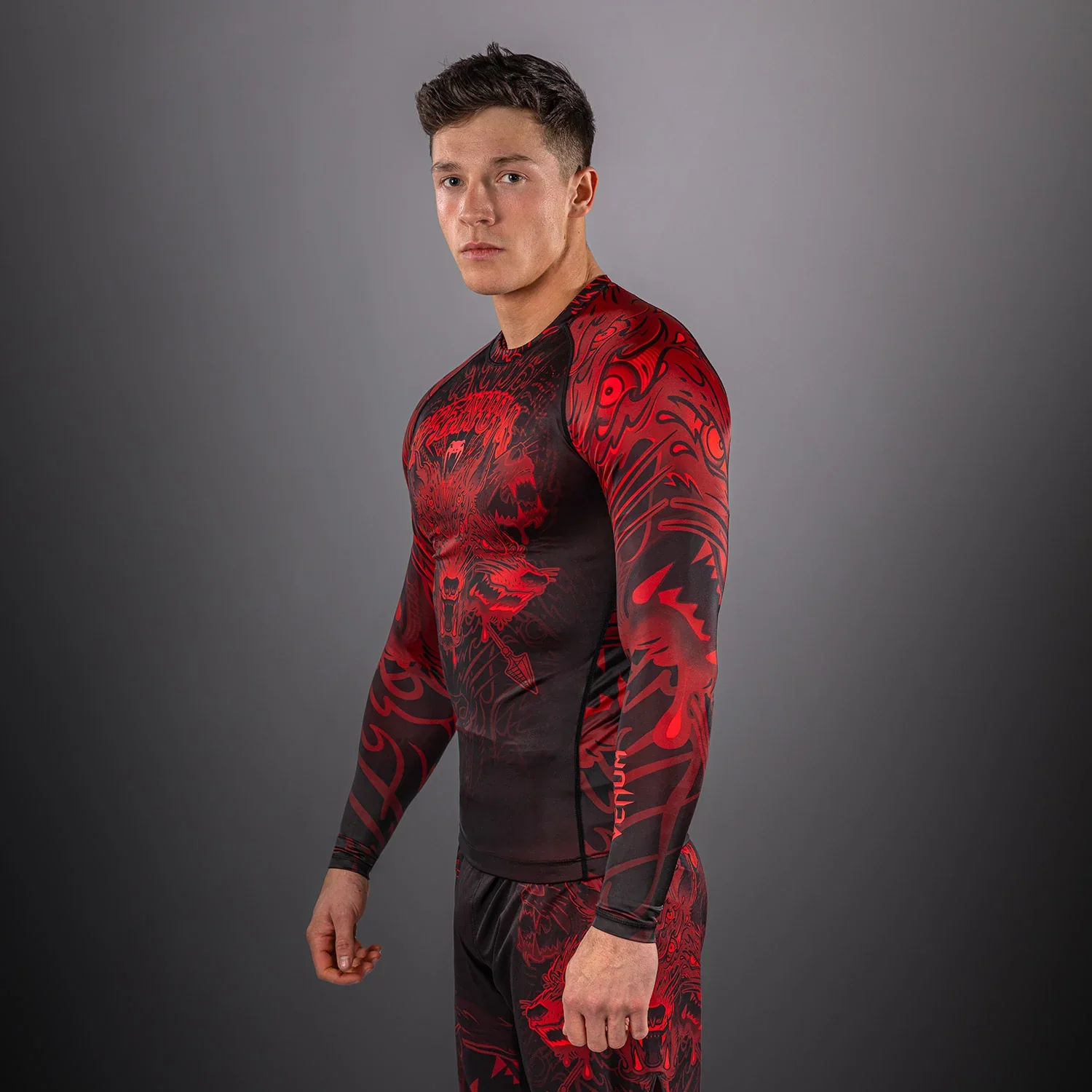 VENUM RASHGUARD L/S WOLF ATAK BLACK/RED - Image 4