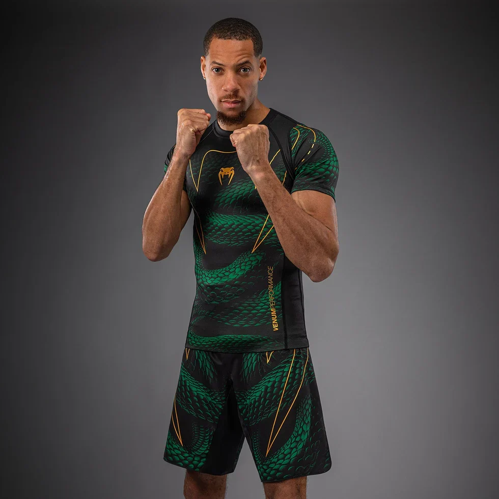 VENUM RASHGUARD S/S MATUPA BLACK/GREEN/GOLD - Image 3