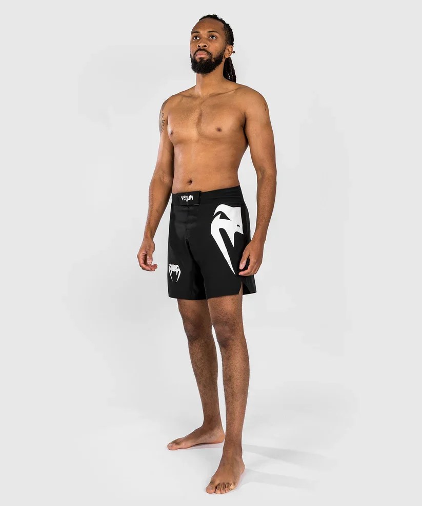 VENUM SHORTS MMA LIGHT 5.0 BLACK/WHITE - Image 3