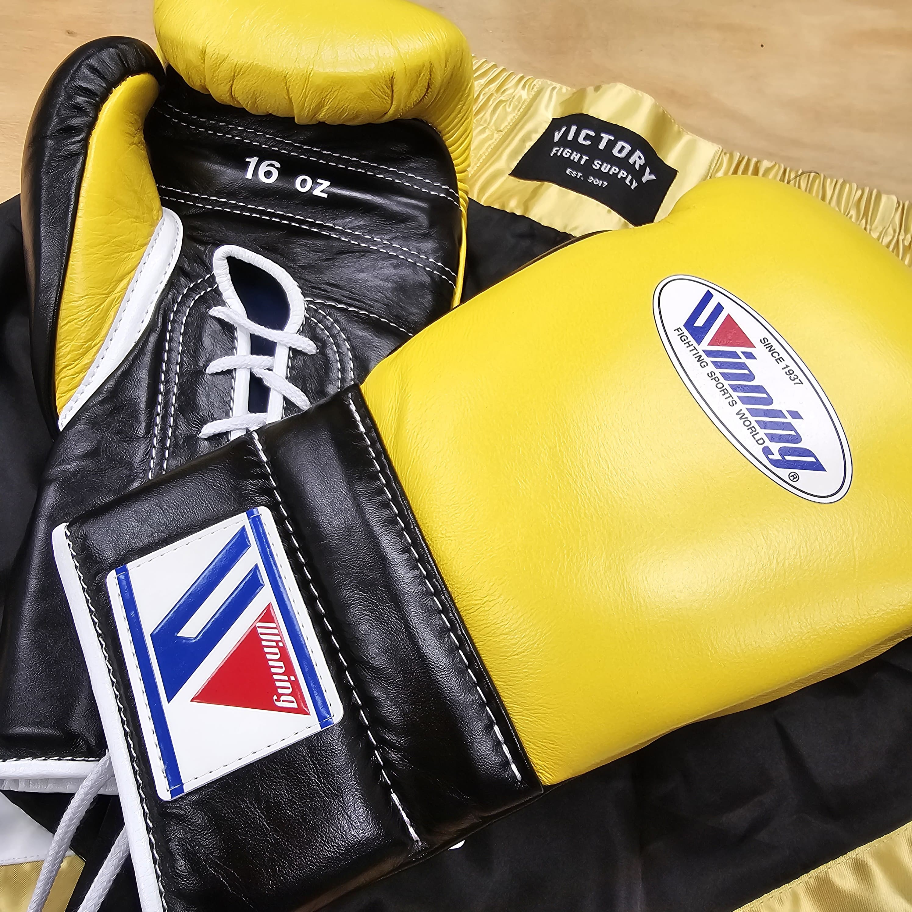WINNING GLOVES CUSTOM LACE YELLOW/BLACK - Image 3