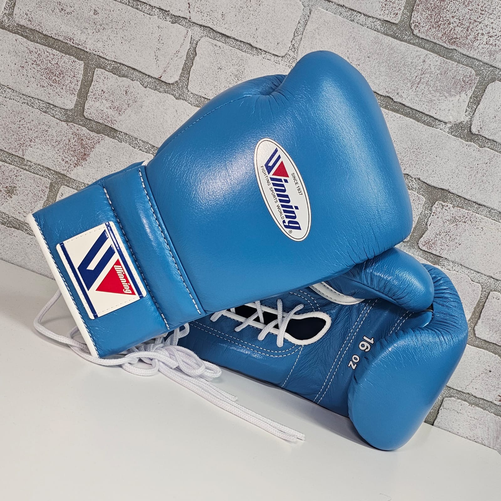 WINNING GLOVES CUSTOM LACE SKY BLUE/WHITE - Image 2