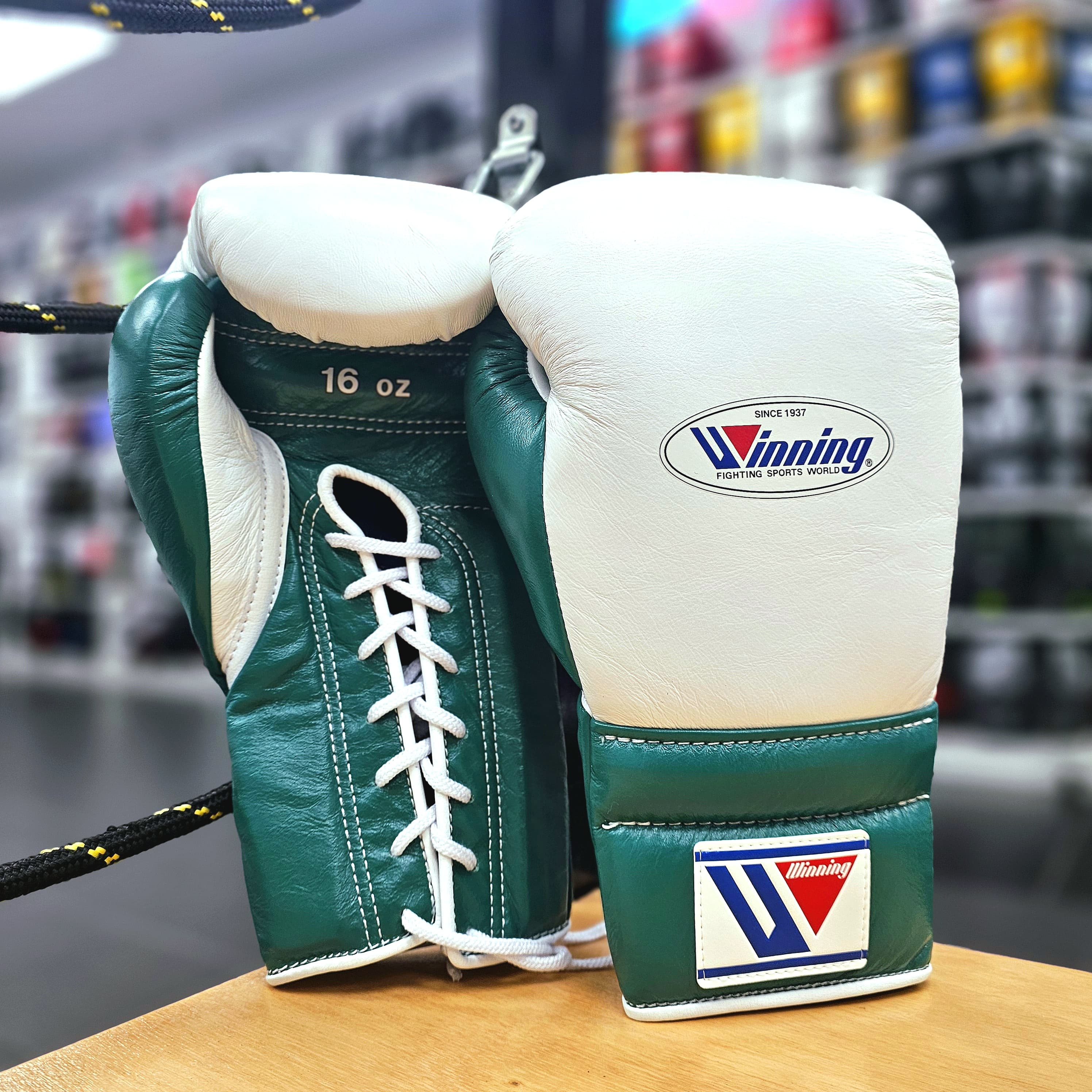 WINNING GLOVES CUSTOM LACE WHITE/MINT GREEN - Image 3