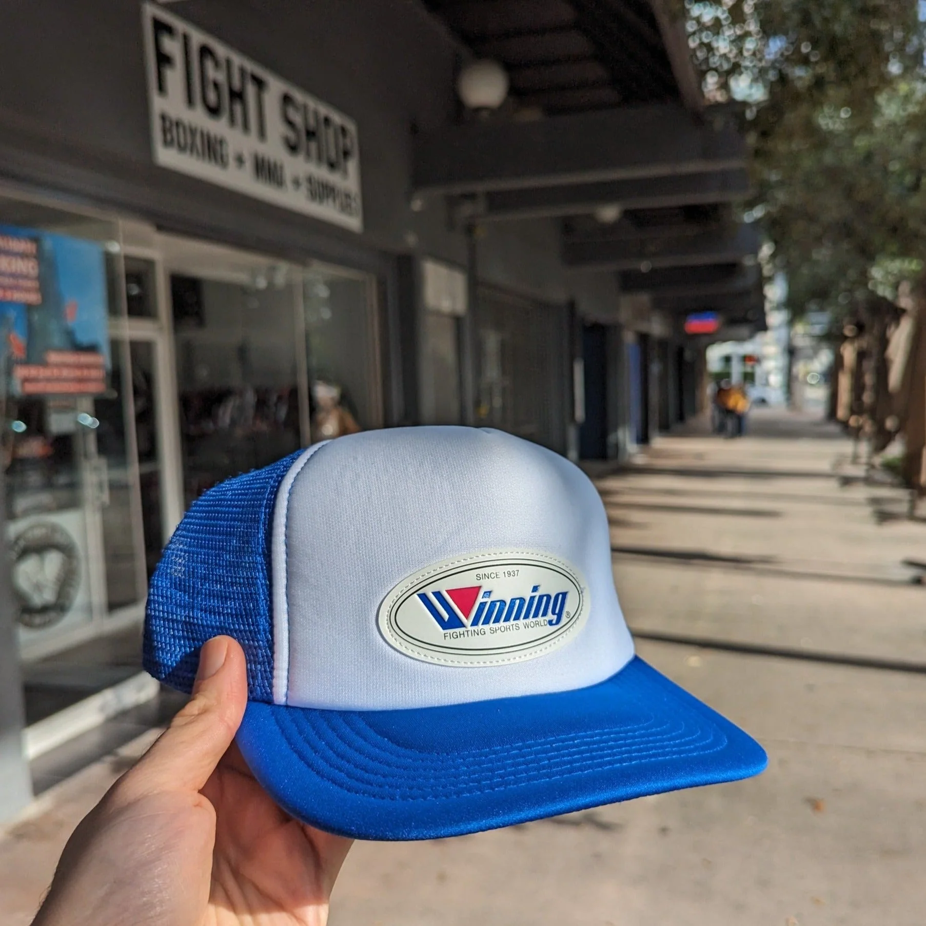 WINNING HAT LOGO TRUCKER CAP BLUE/WHITE - Image 2