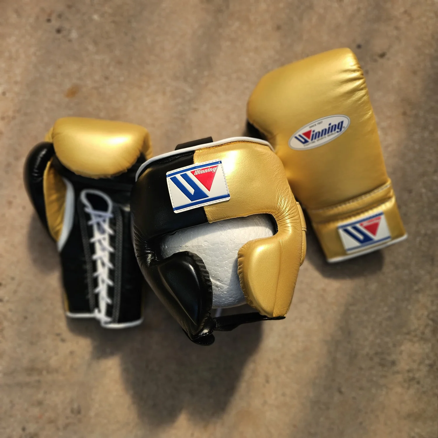 WINNING HEADGEAR FG2900 CHEEK CUSTOM GOLD/BLACK - Image 2